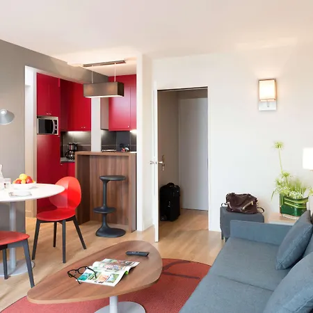 Adagio Centre Ramblas 4*
