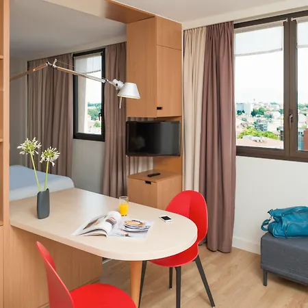 Adagio Centre Ramblas Ξενοδοχείο με διαμερίσματα