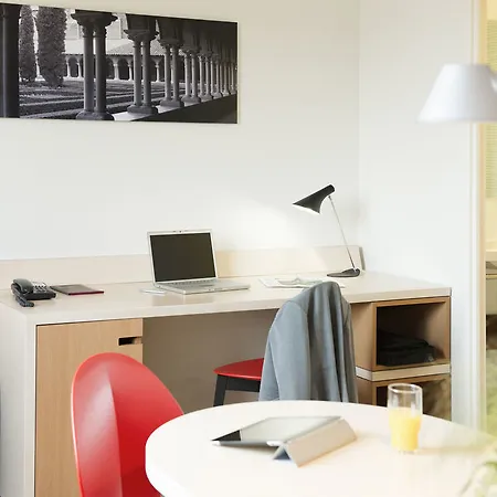 Adagio Centre Ramblas Ξενοδοχείο με διαμερίσματα