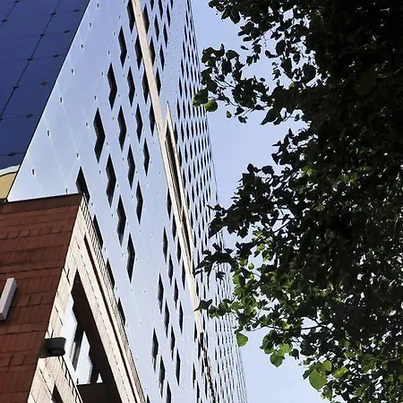 Adagio Centre Ramblas 4*